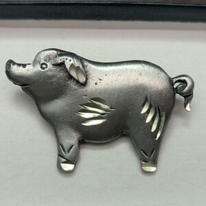 Vintage Adorable Pewter Pig Brooch